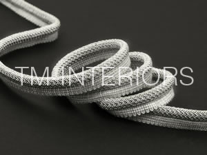 Frame 2860024992