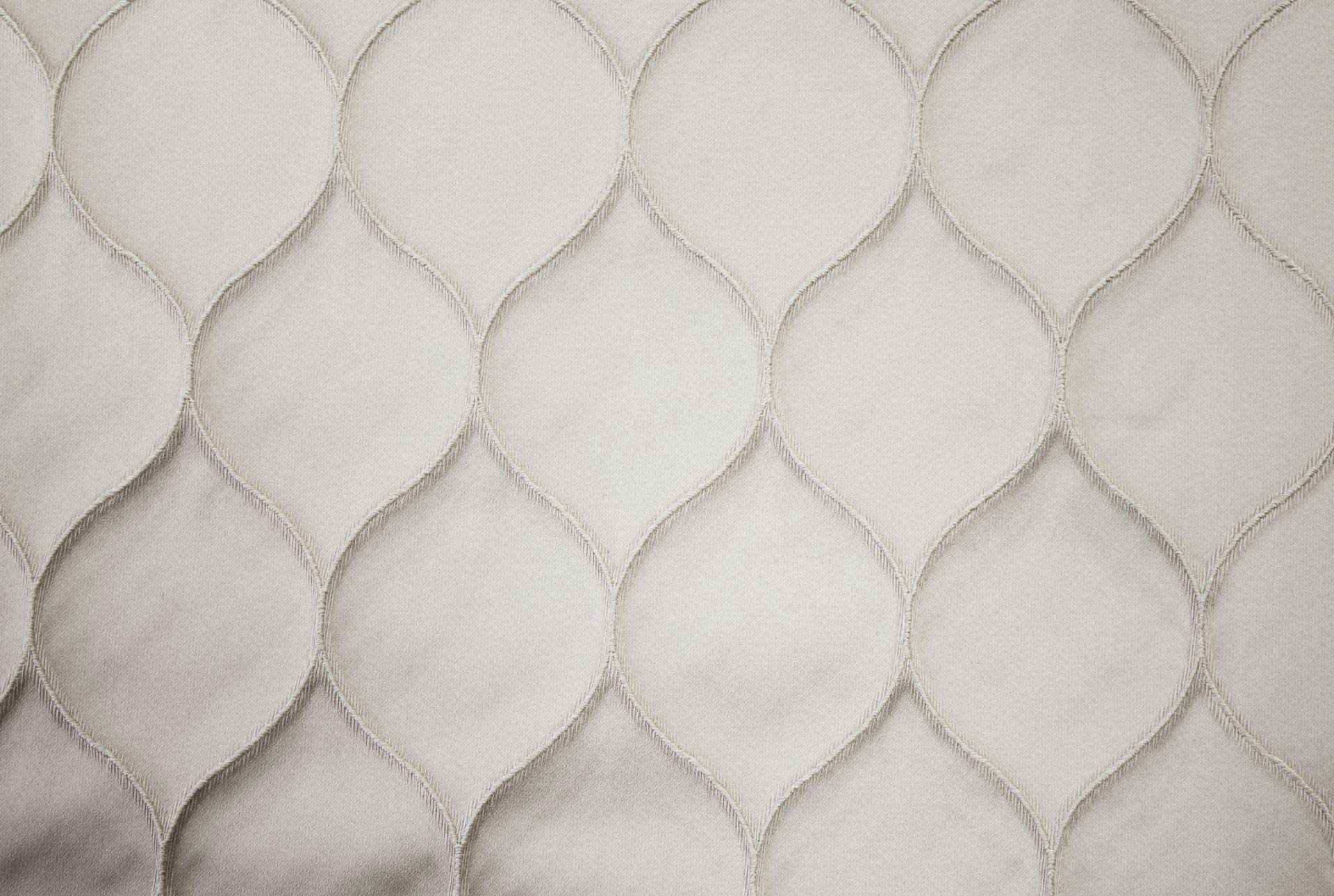 Bazely Ivory