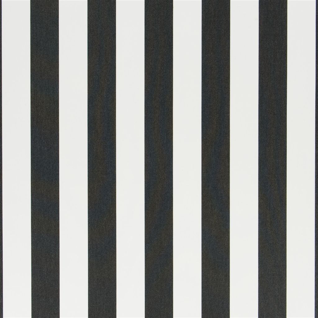 Racing Stripe Black-White FRL103-01
