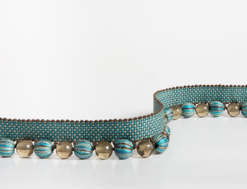 Glass-beaded fringe TR1012-03