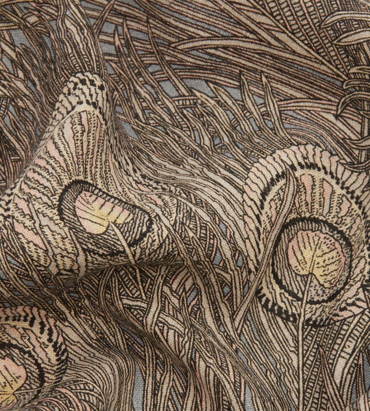 Hera Feather 06561101D