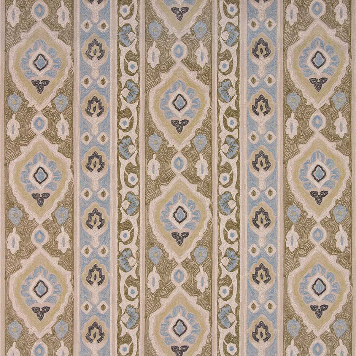 Hollis Embroidery 21231755