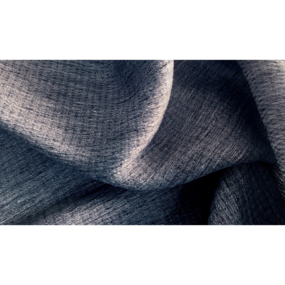 Isaia 72749-9910