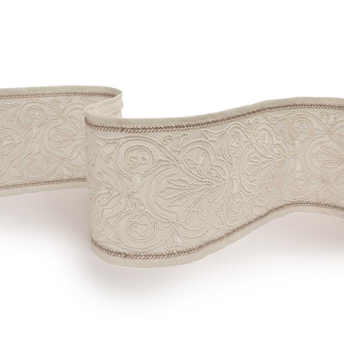 Scrollwork Braid 9016-01