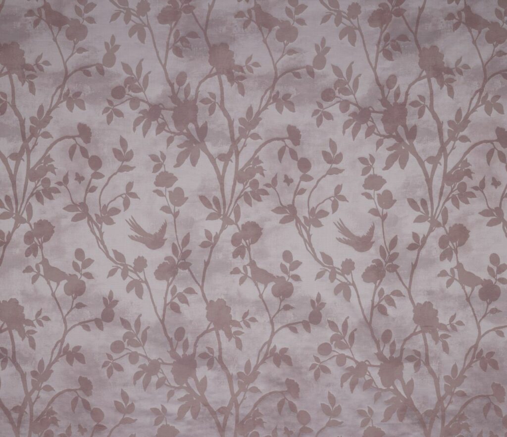 Eglantine Silhouette Woven Mulberry