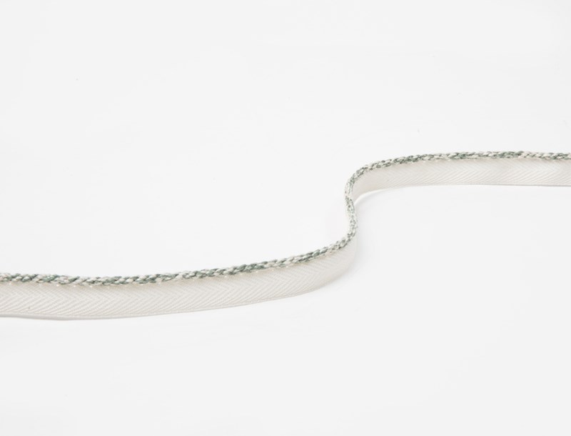 Naga cord on tape T007-03