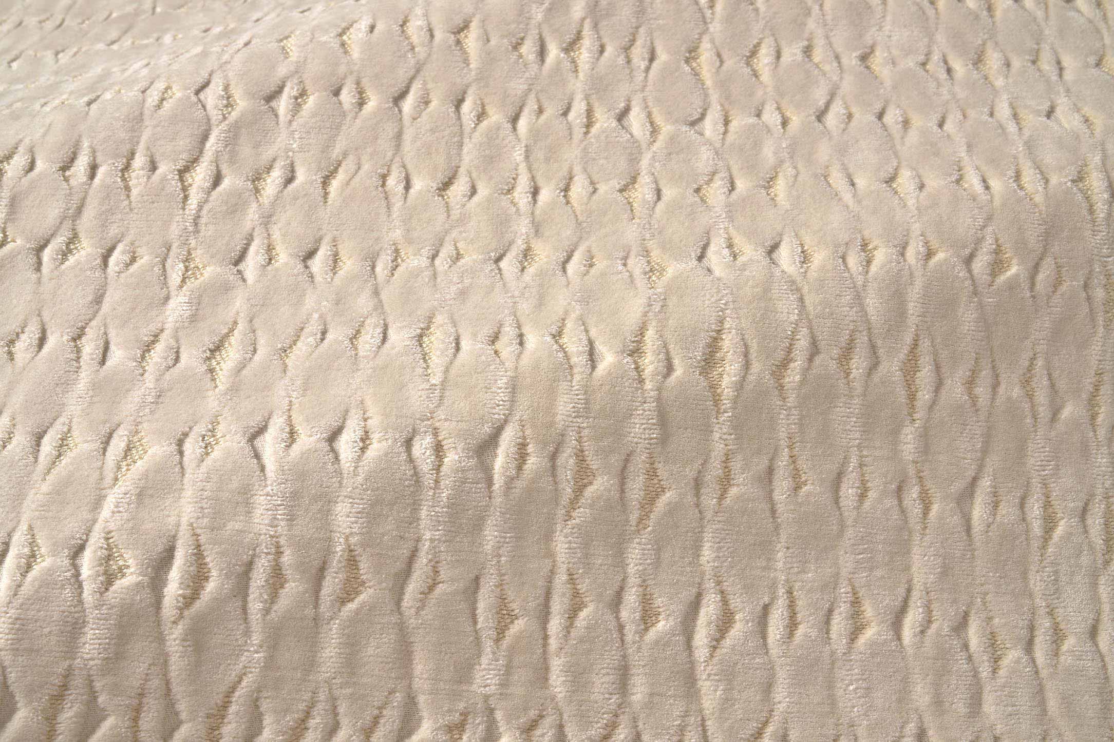 Kayar F3768001