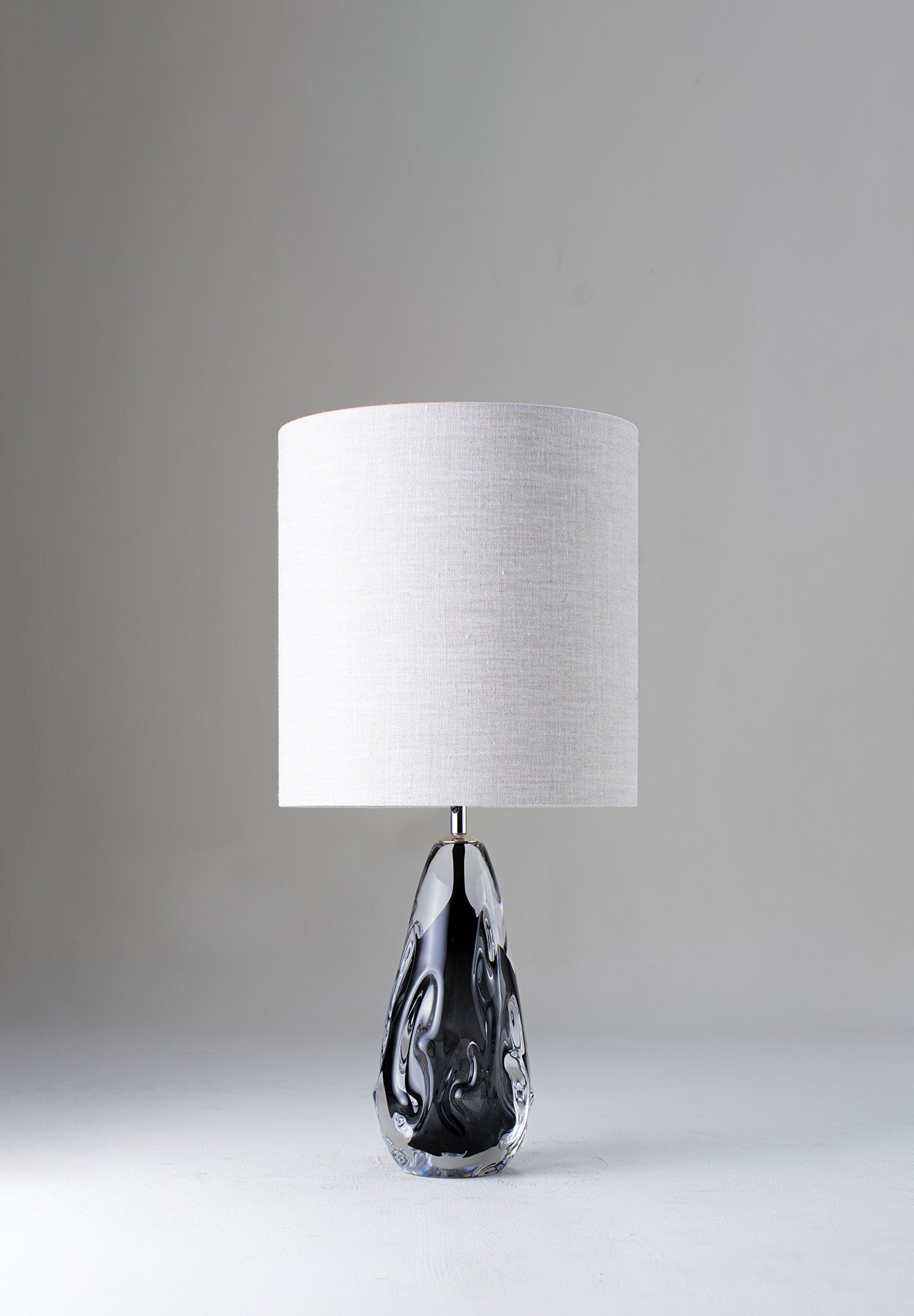 Avocado Lamp Small GLB33S Charcoal Lighting