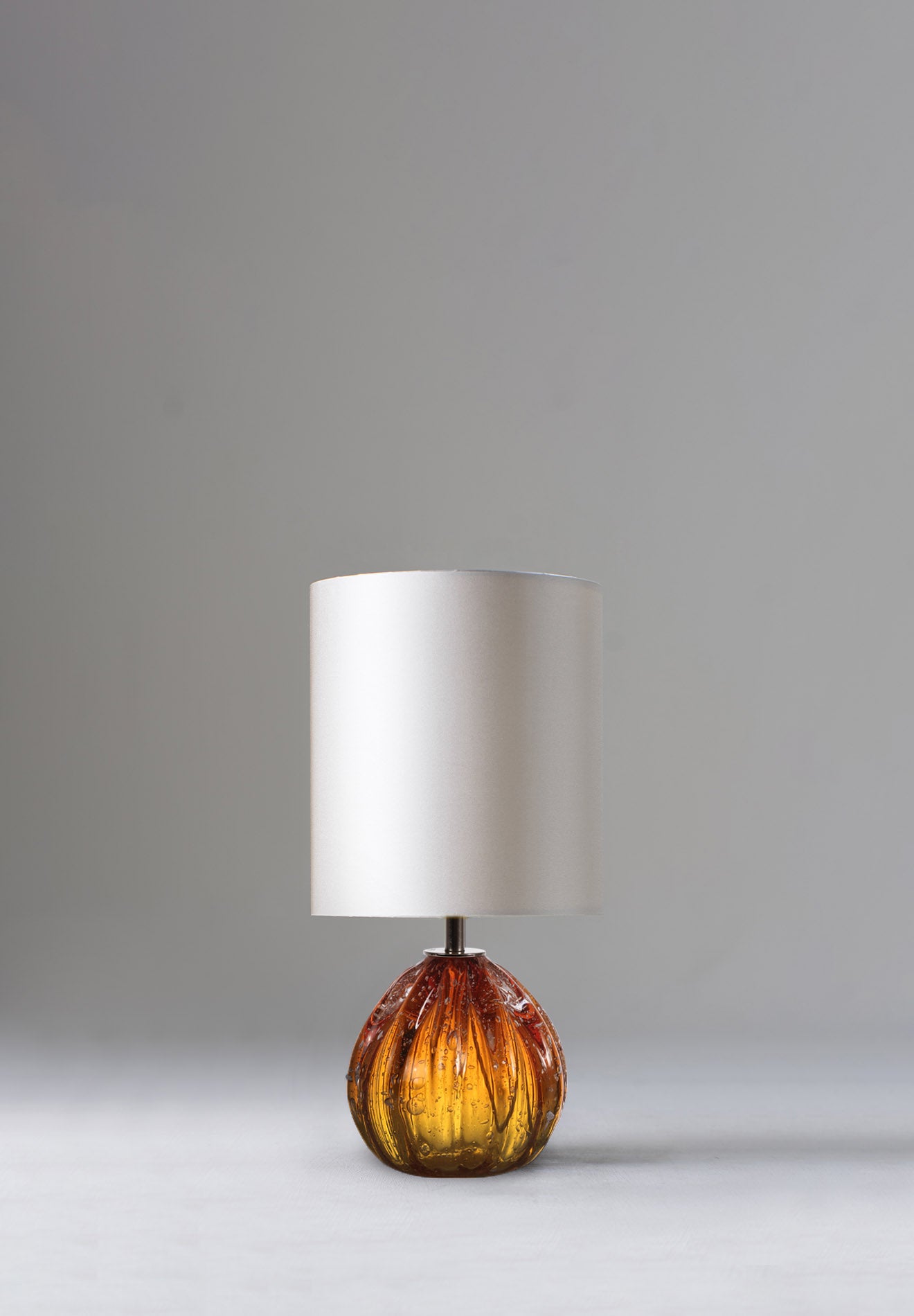 Dumpling Lamp GLB58