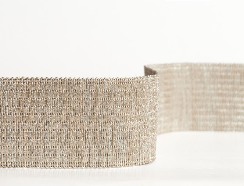 Precious metals border T003-01