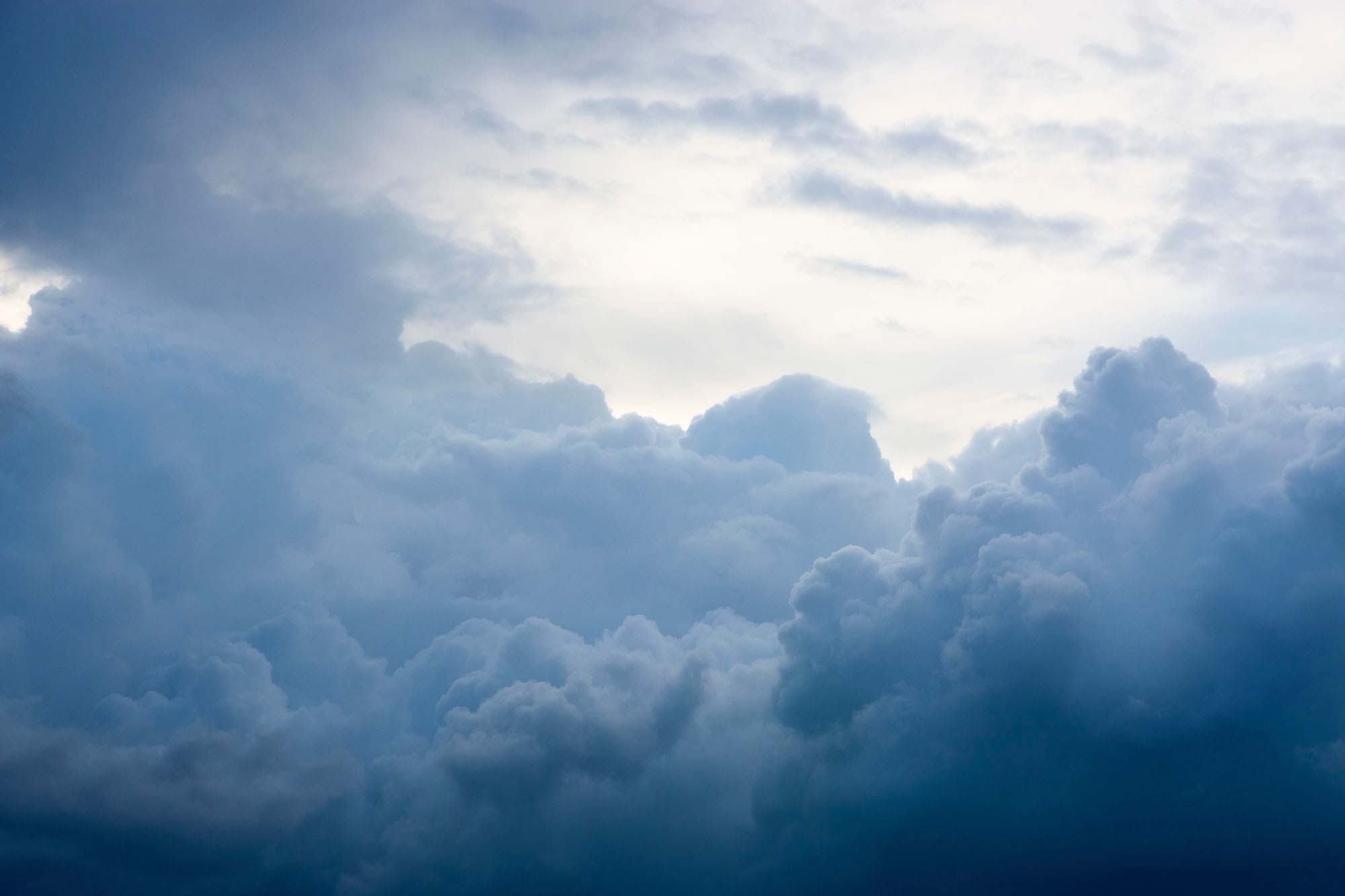Above The Clouds R13681