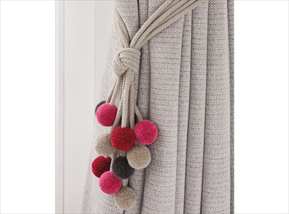 Rialto Tie Back Camellia T70-06