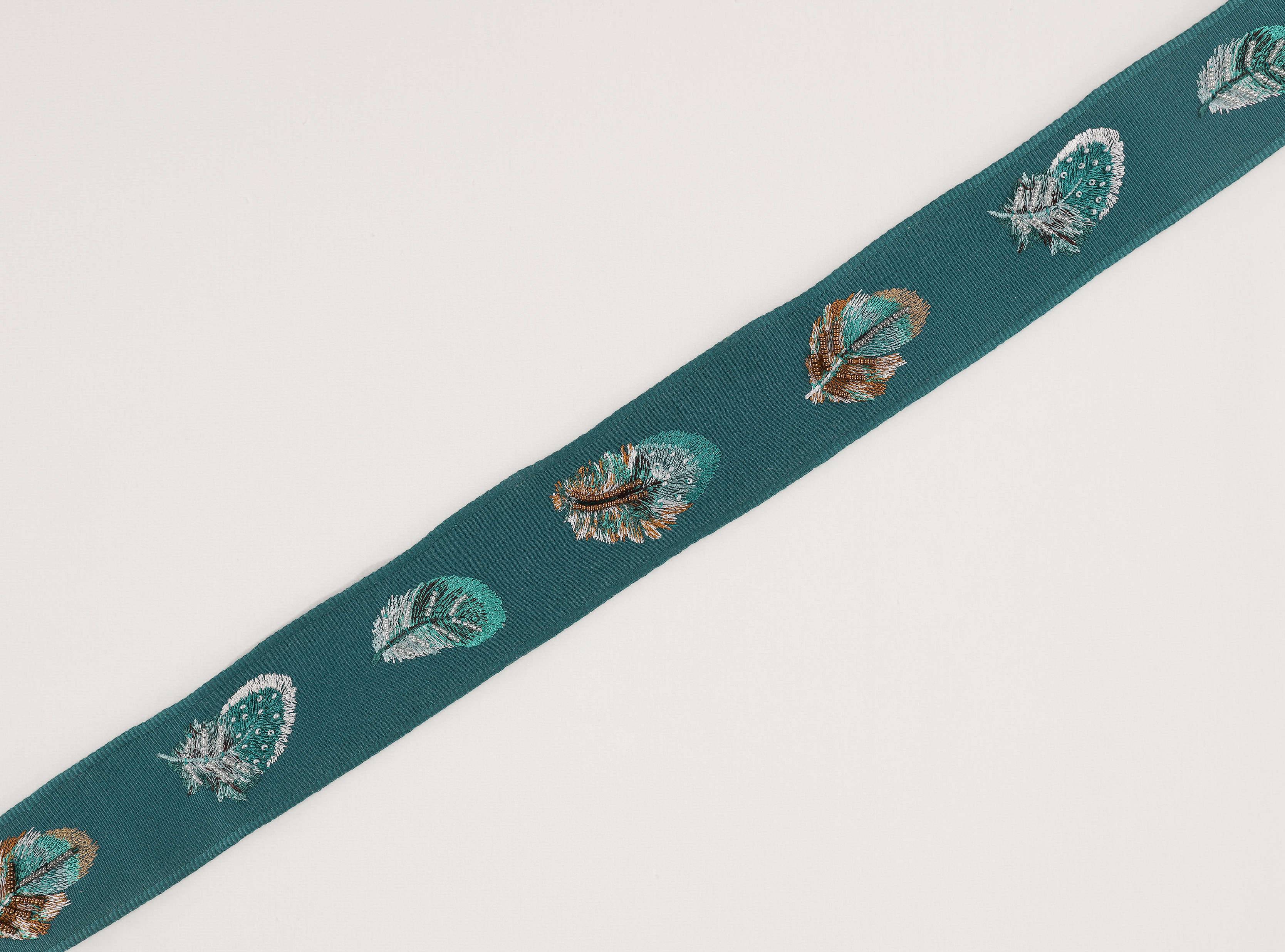 Beaded Braid T117/03