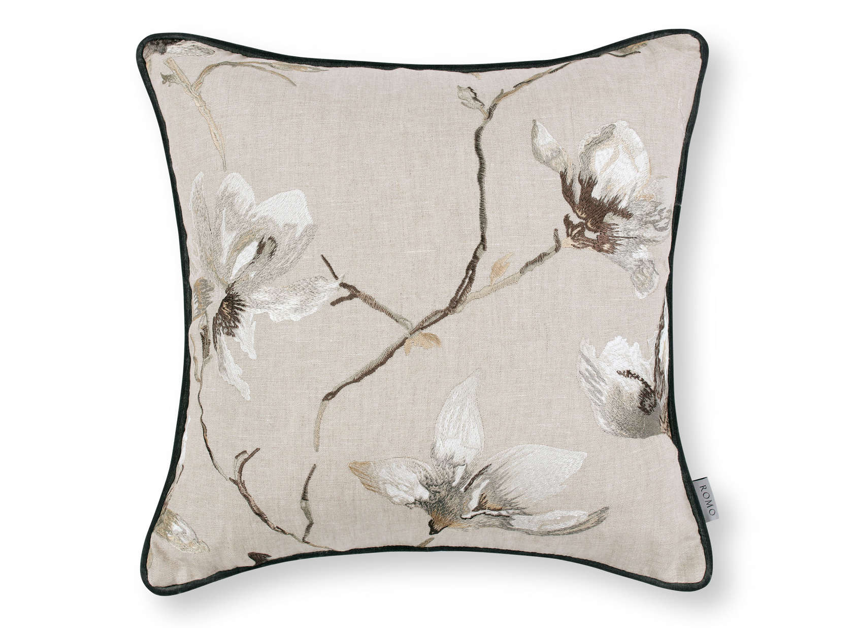 Saphira Embroidery RC736-02