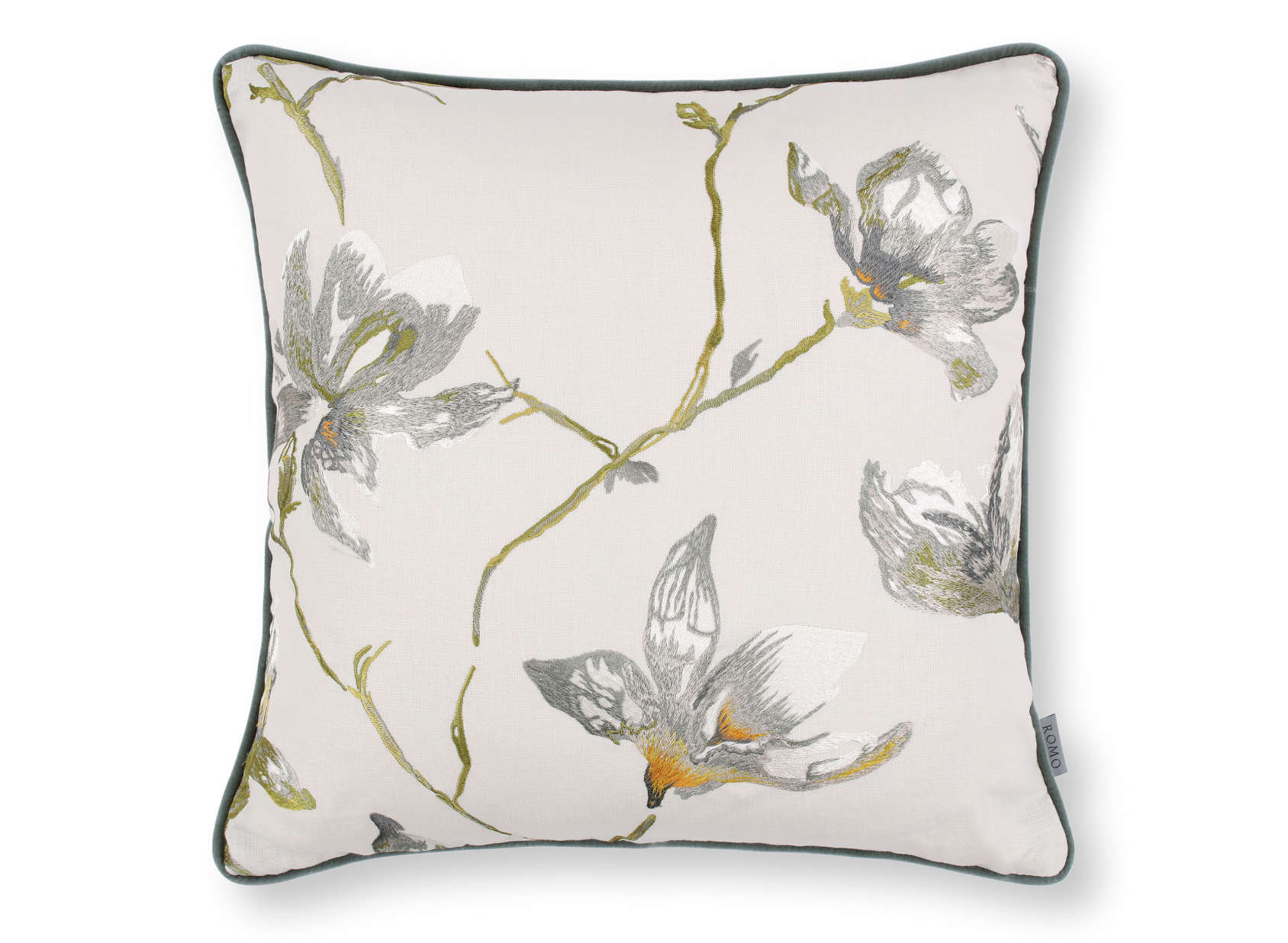 Saphira Embroidery RC736-03