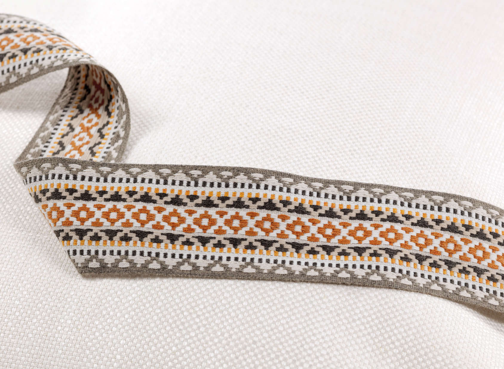 Zahara Braid T108-04