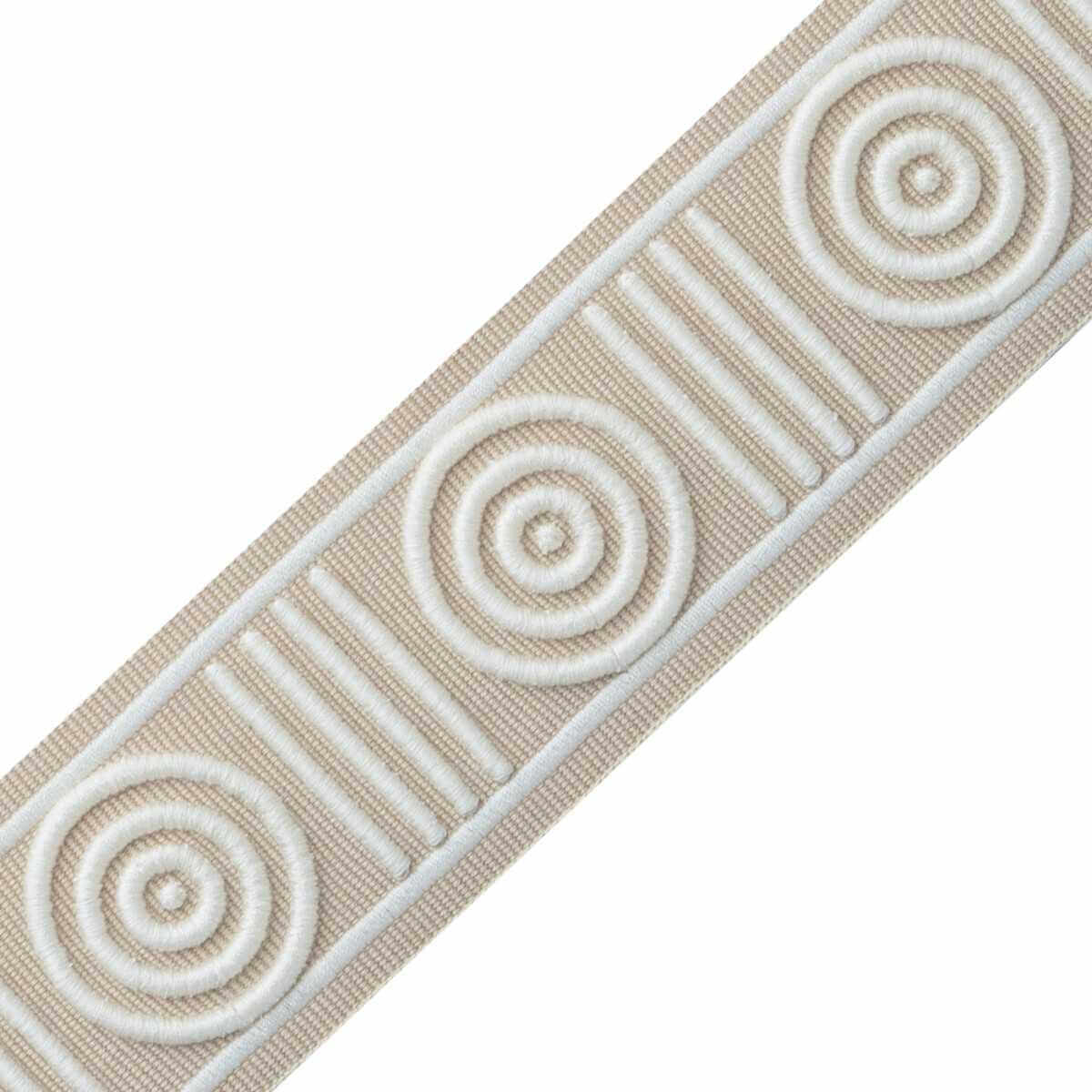 Mds Embroidered Rosette Border BT-61115-03