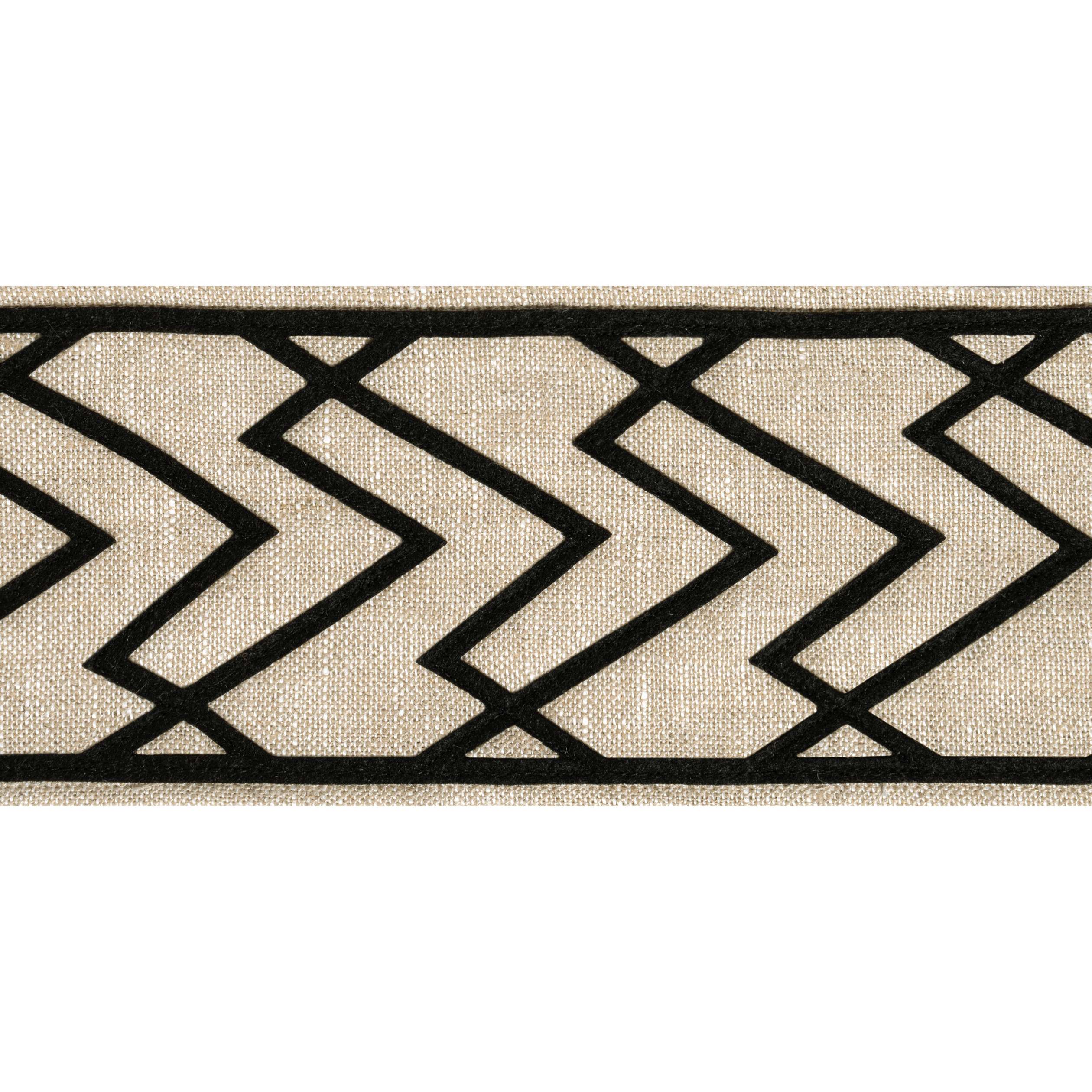 Summit Applique Tape E12208