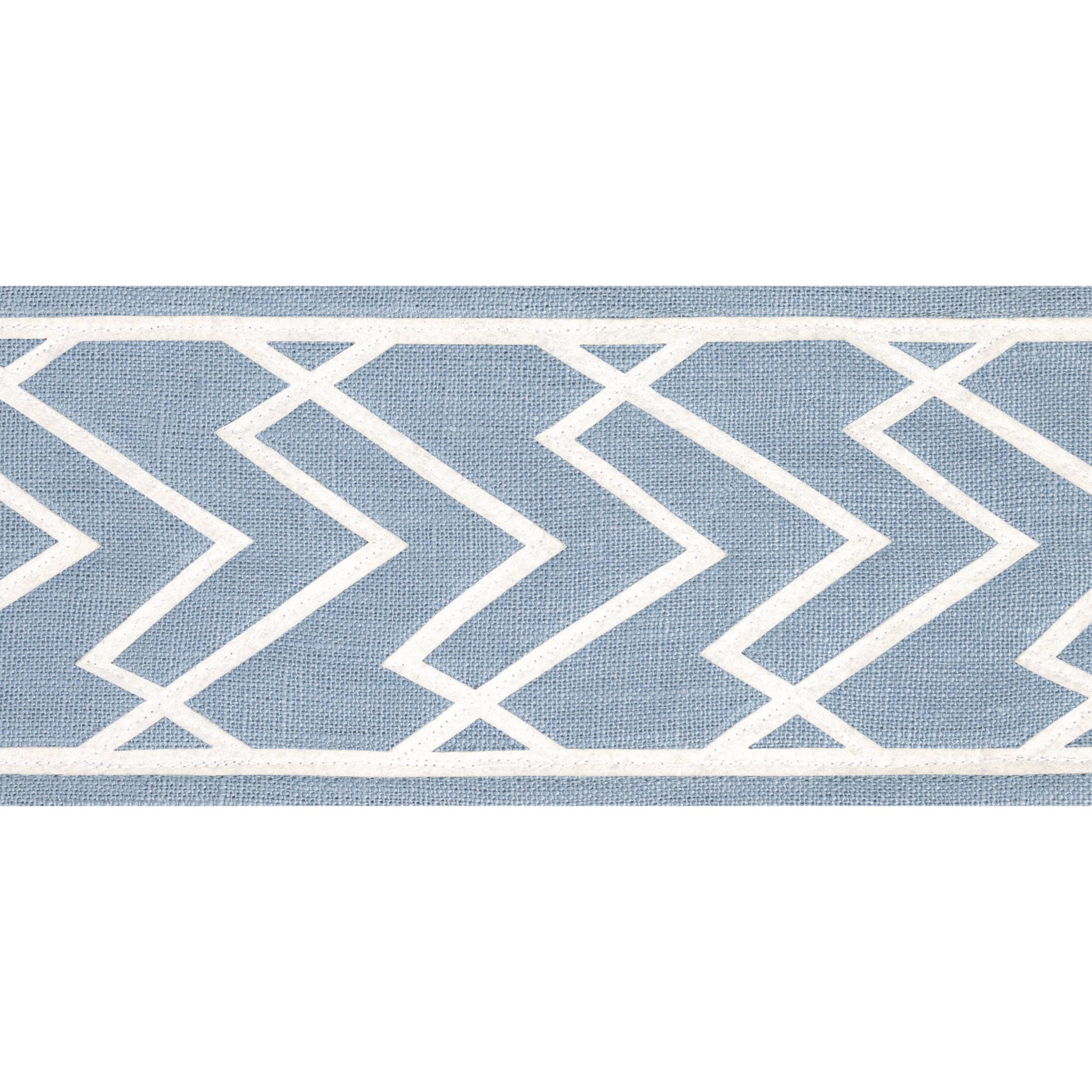 Summit Applique Tape E12213
