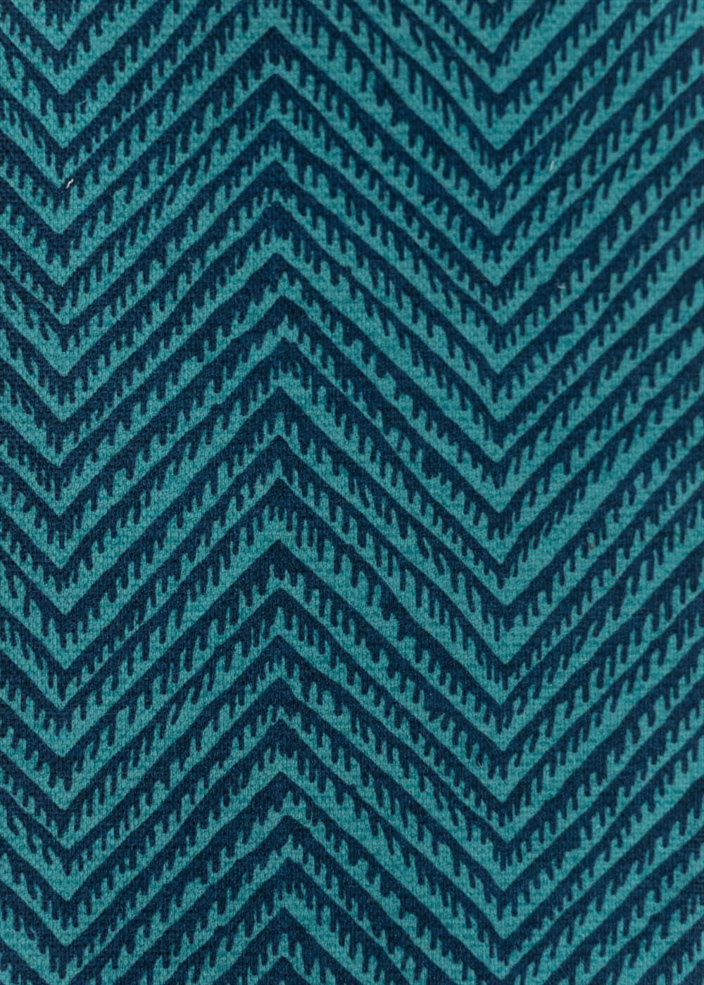 Herringbone Resist 04
