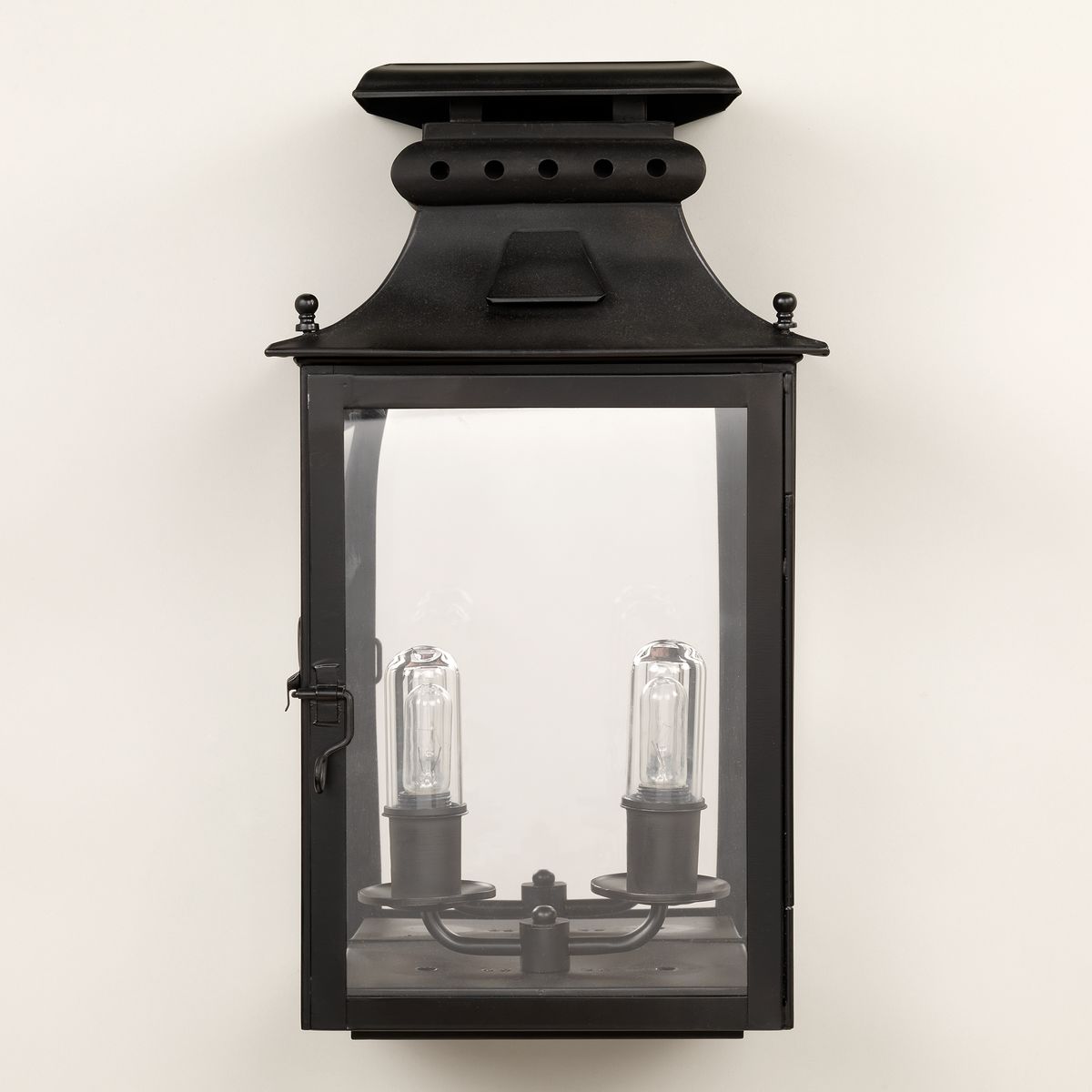 Chartres Wall Lantern WA0172.BK