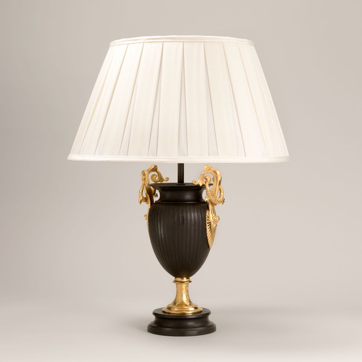 Lansdowne Urn Table Lamp TM0036.BG