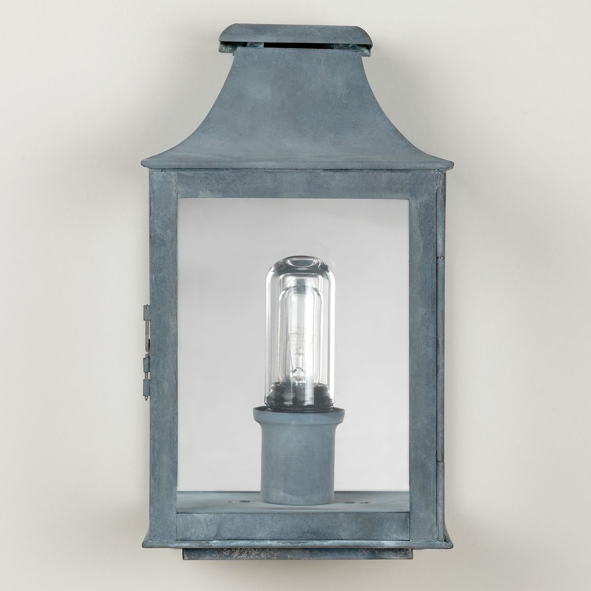 Powis Wall Lantern WA0122.ZI