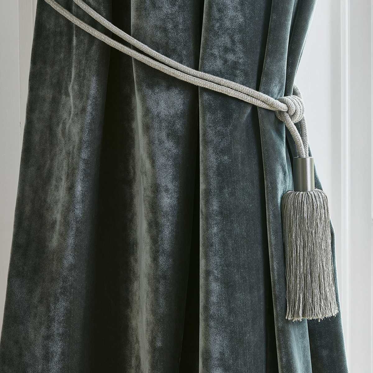 Tassel Tie Back Chrome